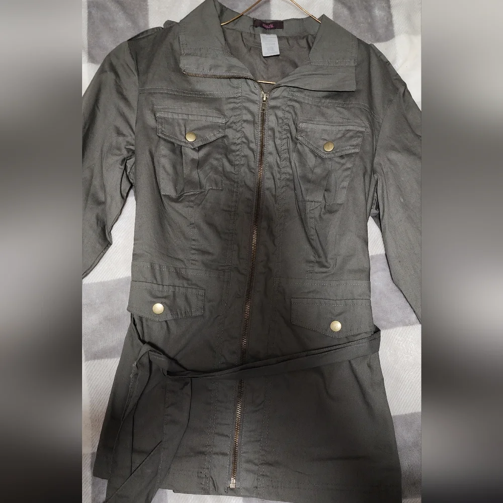 Spring jacket - Picture 2 of 5